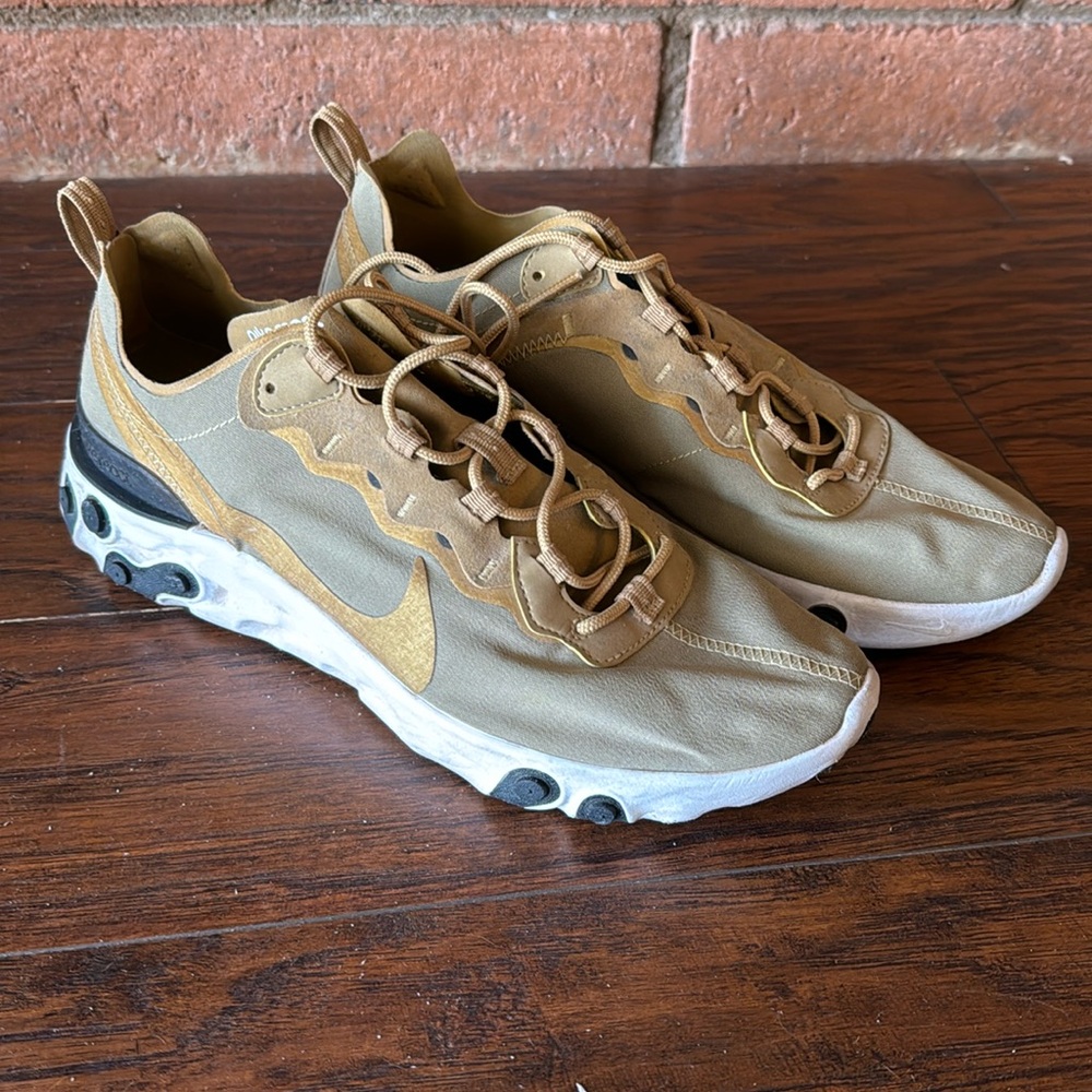 Nike React Sneakers Men’s 10.5, Tan/Olive